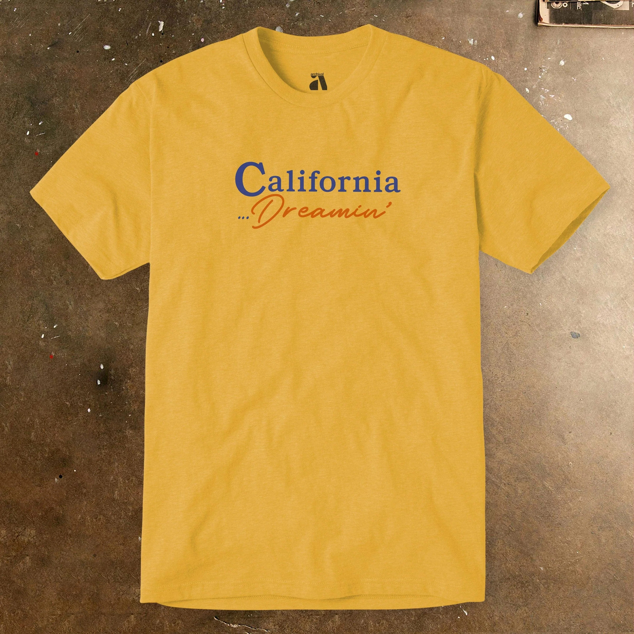 California Dreamin': Vintage Hollywood T-Shirt - Image 3
